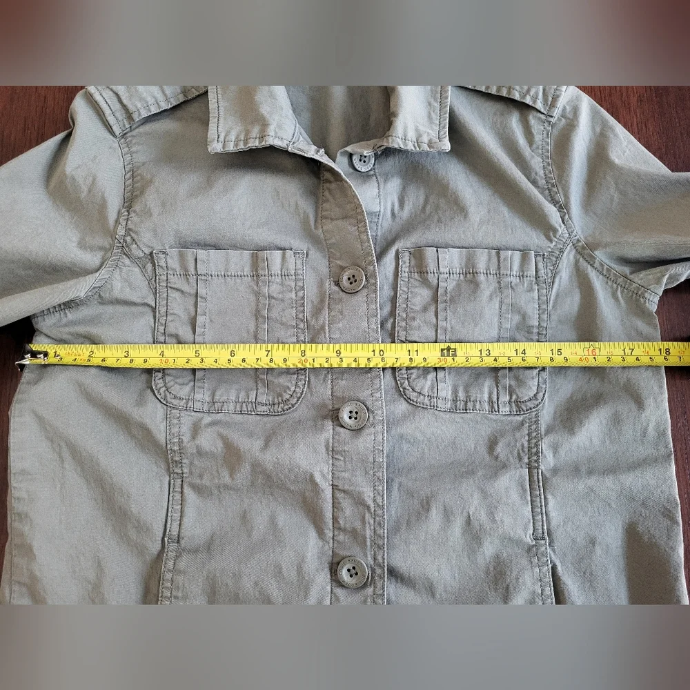 Eddie Bauer Women's XS Military Style Green Lightweight Button Utility Jacket